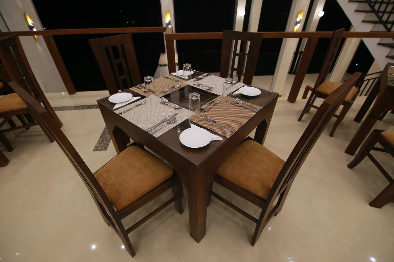 Rivendell Hotel 康提 外观 照片