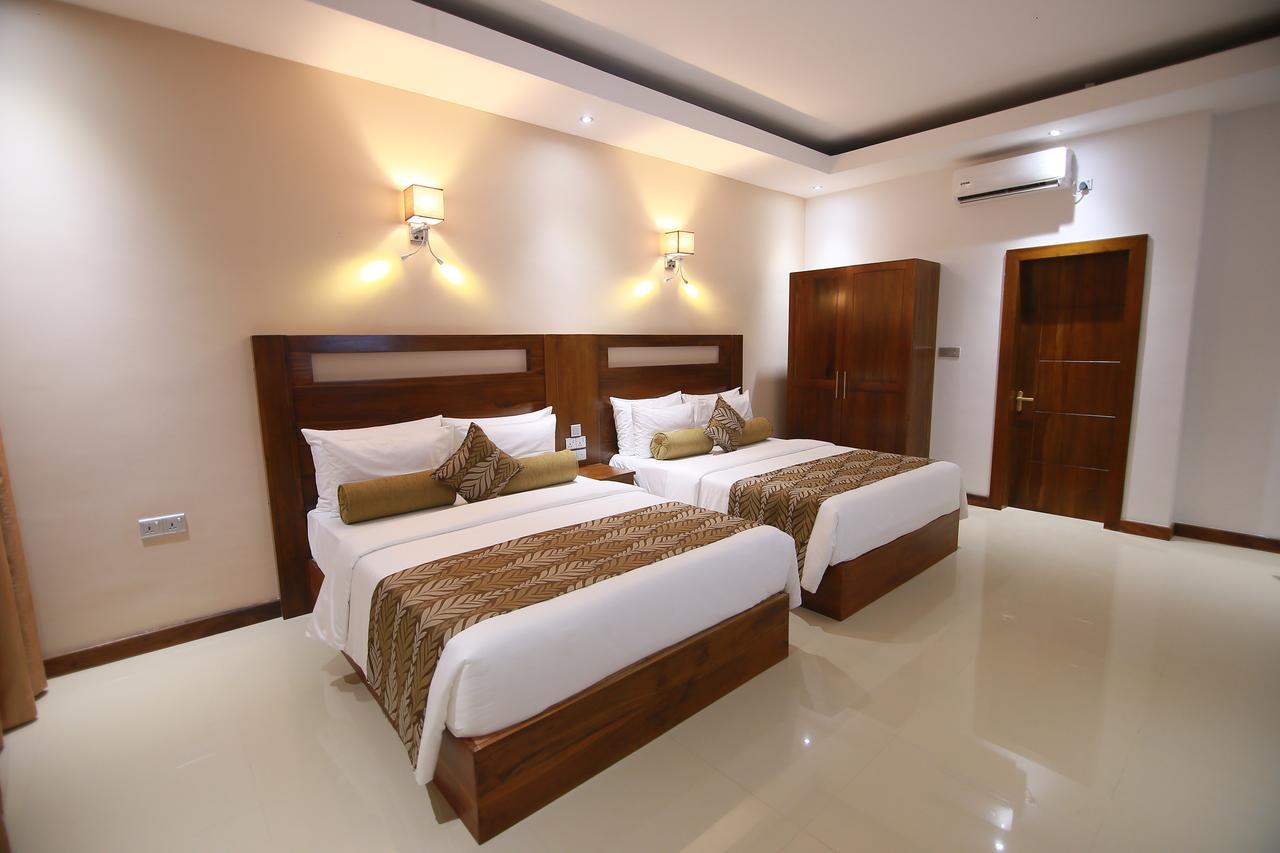 Rivendell Hotel 康提 外观 照片