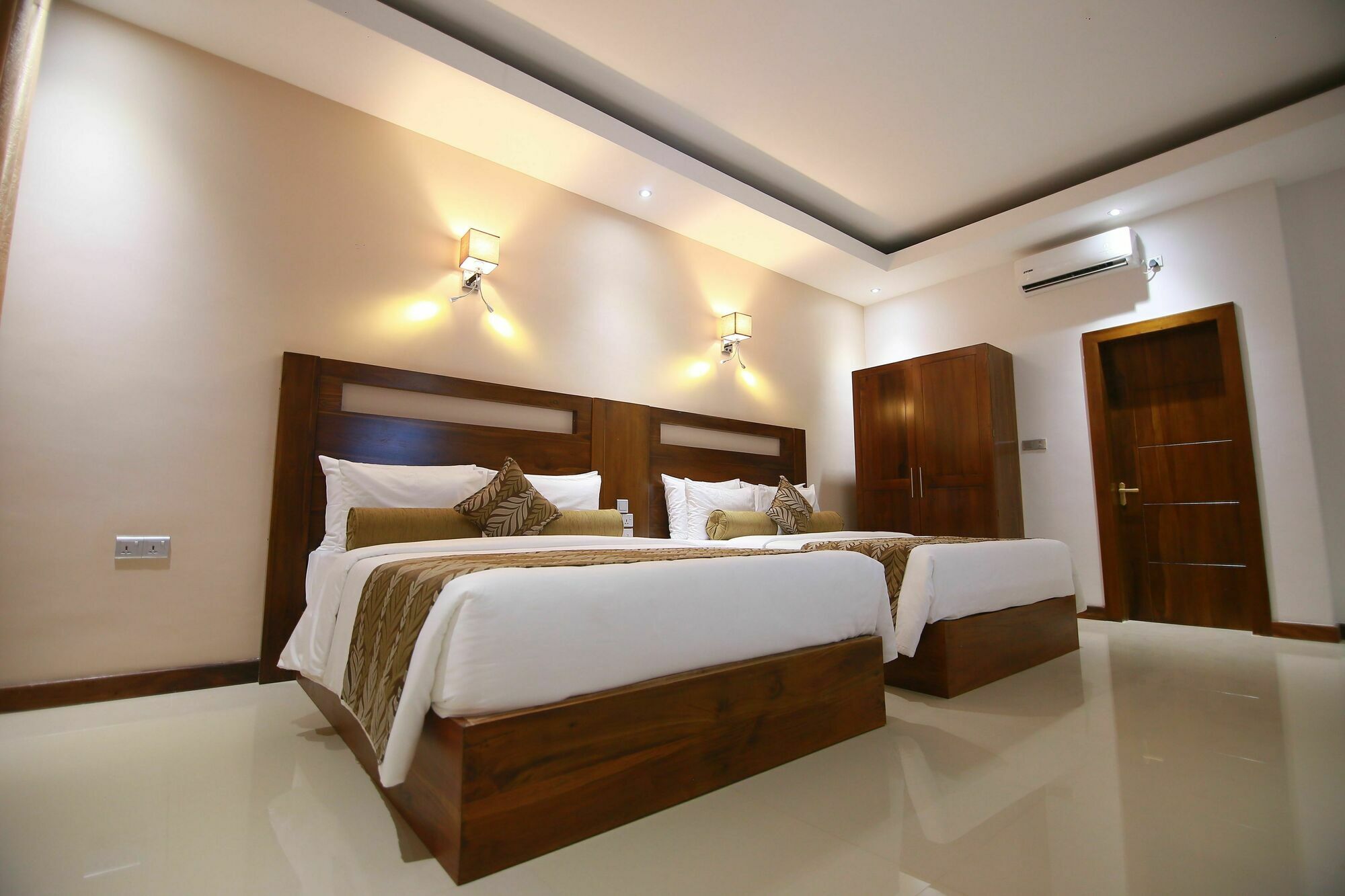 Rivendell Hotel 康提 外观 照片